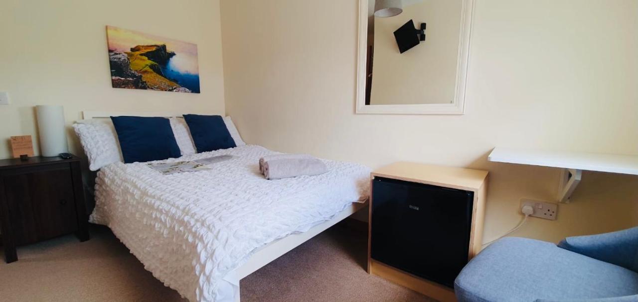 Feochan Rooms Portree Ngoại thất bức ảnh